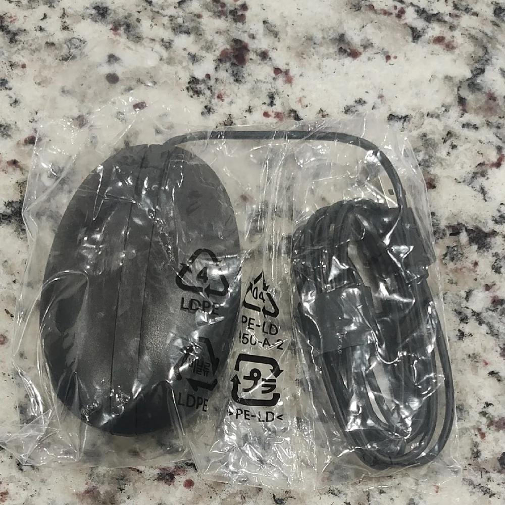 Black Wired Computer Mouse